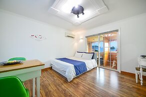 Geoje Purenneoul Pension