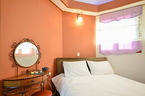 Ganghwa Punggyung Gryujineon zip Pension