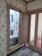 Ganghwa Punggyung Gryujineon zip Pension