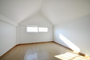 Ganghwa Punggyung Gryujineon zip Pension