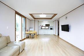 Jeju DK House Pension