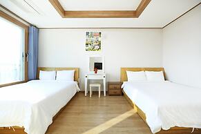 Jeju DK House Pension