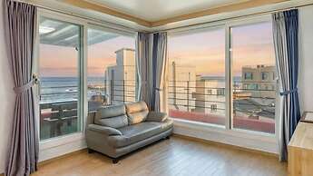 Gangneung Glad Pension