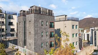 Nami Island Pig Dream Spa Pension