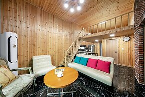 Gapyeong Twelve Pension