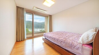 Gapyeong Club Fish Villas Pension