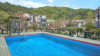 Samcheok Duelkkot Pension