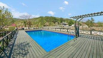 Samcheok Duelkkot Pension