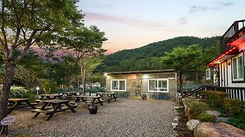 Samcheok Duelkkot Pension