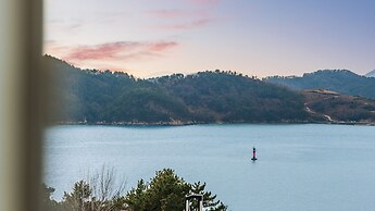 Yeosu Jplus Pension