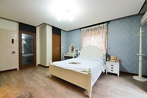 Gangneung Sanho Pension