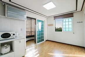 Jeju View Of Sea Pension