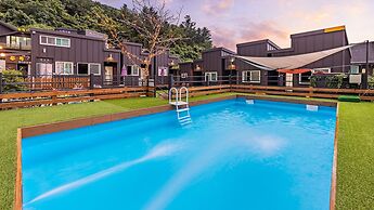 Gapyeong Two Dog Place Pension