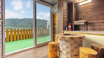 Gapyeong Two Dog Place Pension