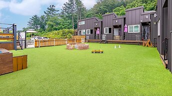 Gapyeong Two Dog Place Pension