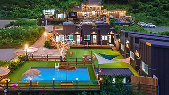Gapyeong Two Dog Place Pension