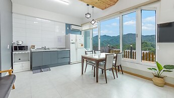 Gapyeong Two Dog Place Pension