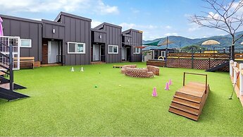Gapyeong Two Dog Place Pension