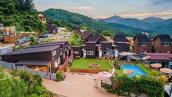 Gapyeong Two Dog Place Pension