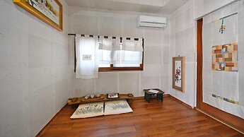 Gyeongju Hanokstay Hangbokhanzip