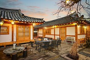 Gyeongju Hanokstay Hangbokhanzip