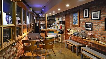 Gyeongju Hanokstay Hangbokhanzip