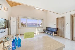 Yeosu Healling Spa Pension