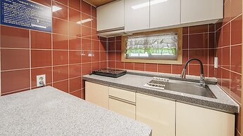 Gapyeong Areummaru Pension