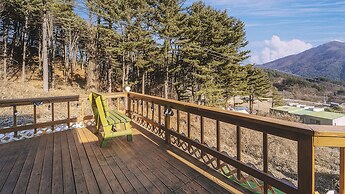 Gapyeong Areummaru Pension