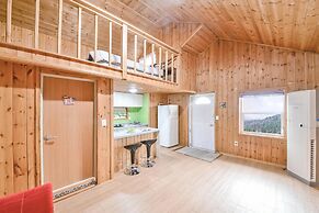 Gapyeong Areummaru Pension