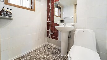 Gapyeong Areummaru Pension