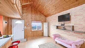 Gapyeong Areummaru Pension