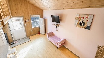 Gapyeong Areummaru Pension