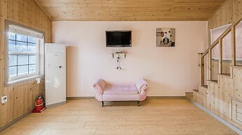 Gapyeong Areummaru Pension