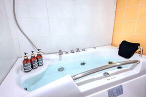 Gapyeong Areummaru Pension