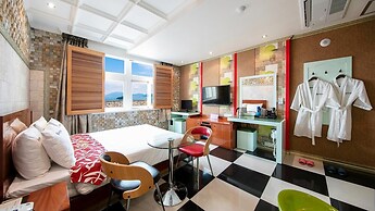 Yeosu King Pension Tel