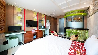 Yeosu King Pension Tel