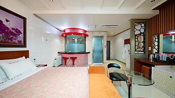 Yeosu King Pension Tel