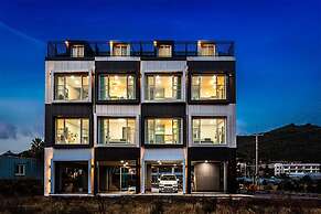 Seogwipo J Cube Pension