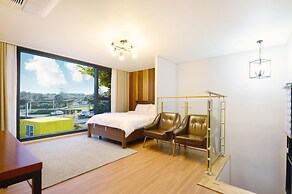 Jeju la Cour Pension