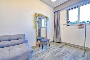 Seogwipo Dawa Pool Villa Pension