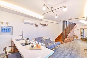 Seogwipo Dawa Pool Villa Pension