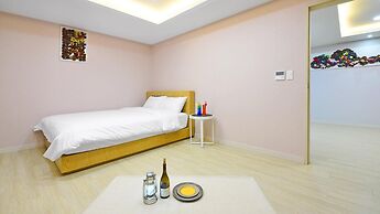 Seogwipo Daepyeong Olleh Pension