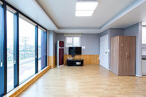 Samcheok Sol Beach Pension