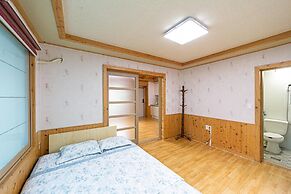 Samcheok Sol Beach Pension