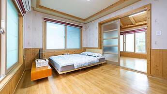 Samcheok Sol Beach Pension