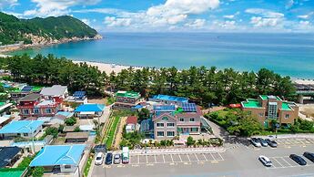 Samcheok Sol Beach Pension