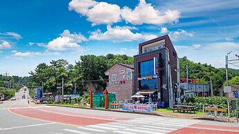 Samcheok Sol Beach Pension