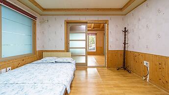 Samcheok Sol Beach Pension