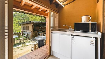 Gyeongju Seokgulam Pension